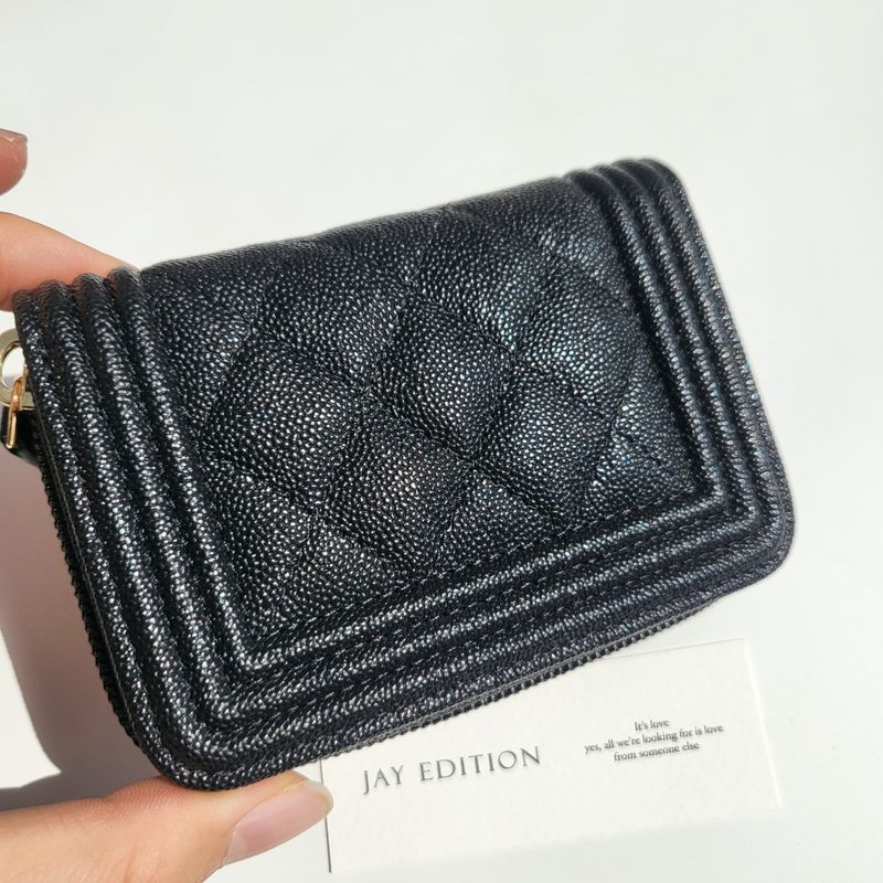 샤넬 보이 지퍼 반지갑