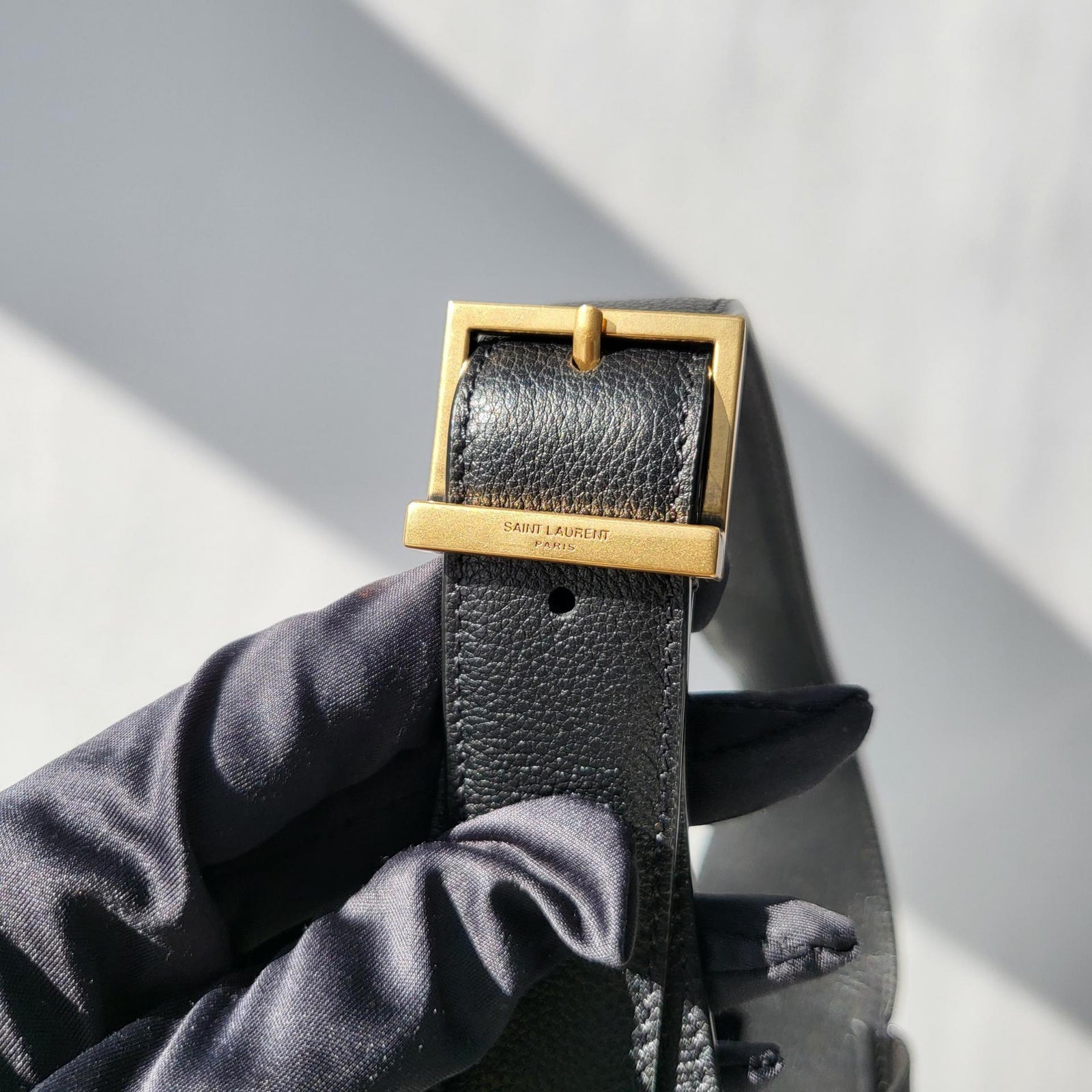 생로랑 LE 5À7 호보 스몰