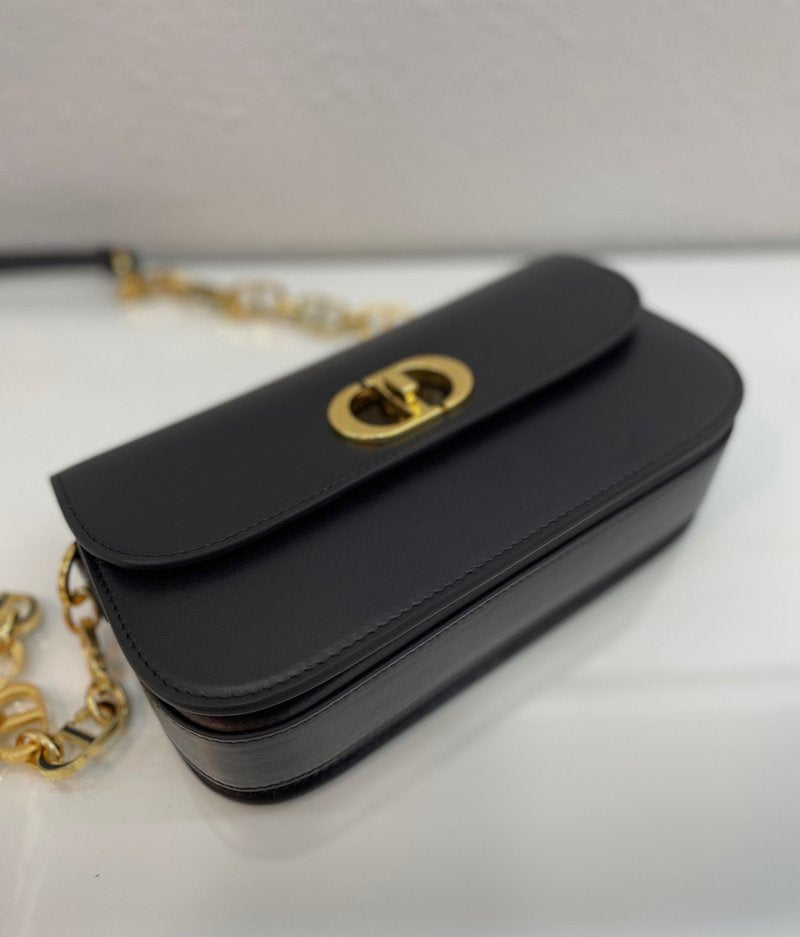 디올 30 몽테인 아베뉴