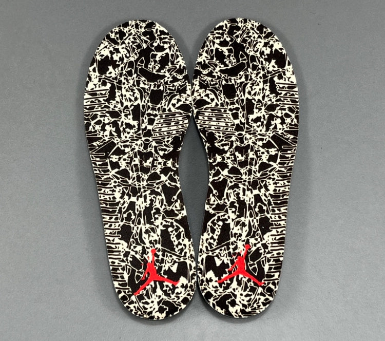 나이키 조던 x 트래비스 스캇 점프맨 잭 TR 세일 앤 다크 모카