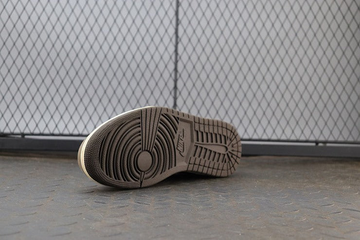 나이키 조던1 트래비스 스캇 레트로 로우 OG SP 모카