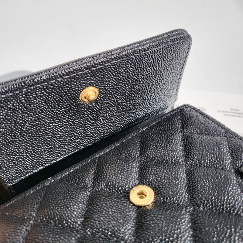 샤넬 보이 반지갑