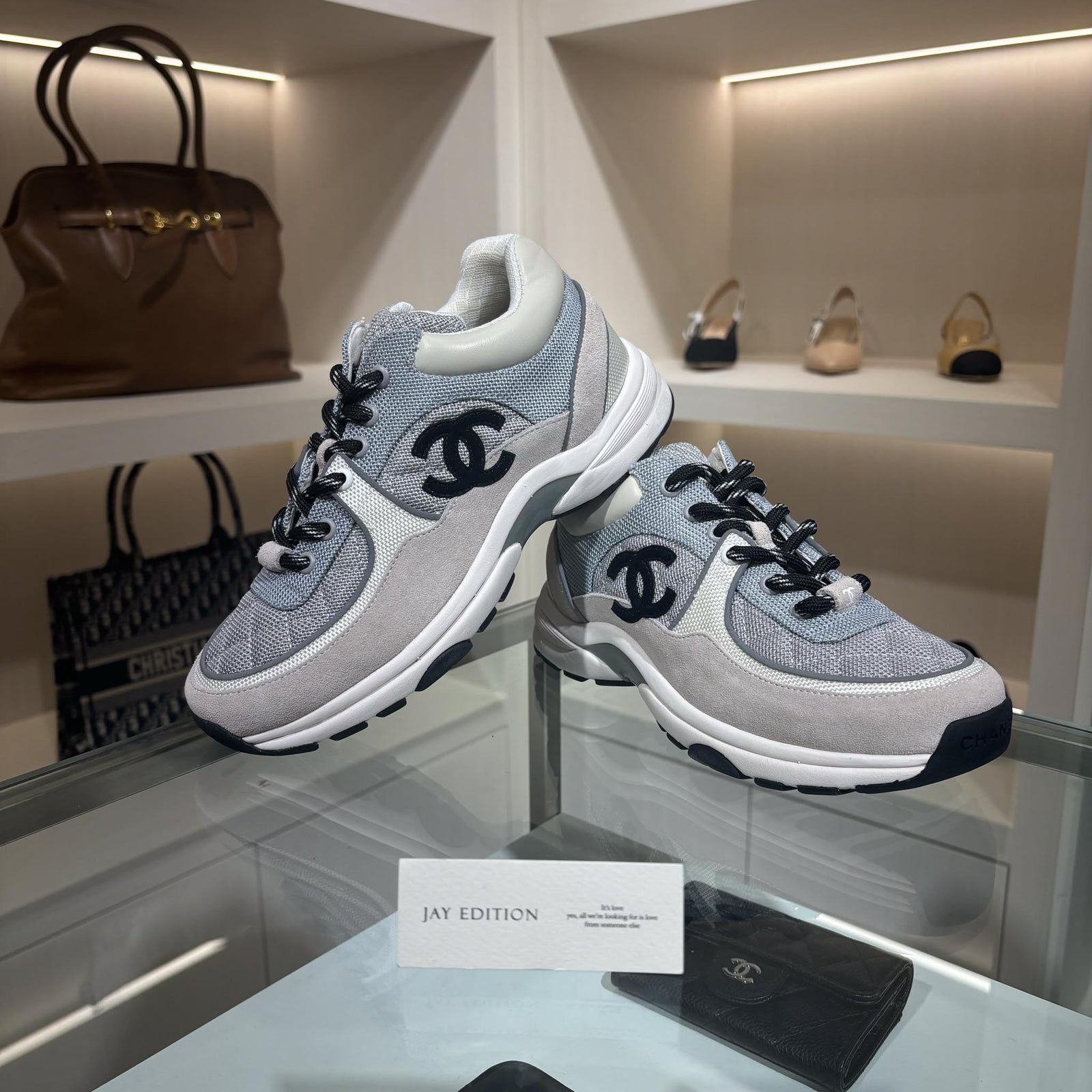 국내) 샤넬 로고 스니커즈 / 블랙 36