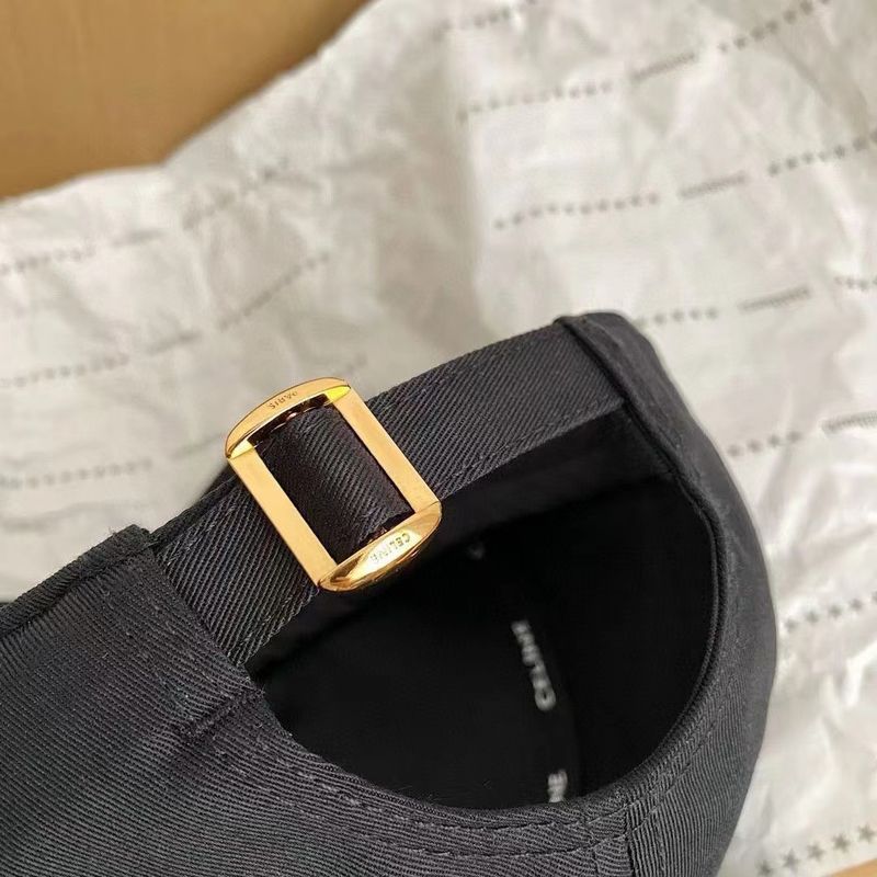 셀린느 볼캡