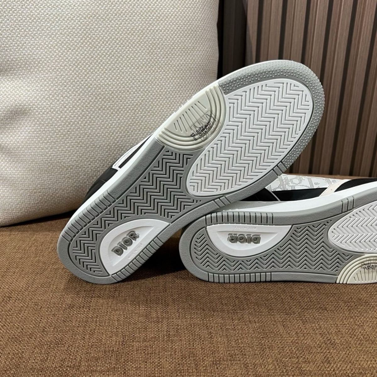 디올 B27 업타운 로우탑 스니커즈 오블리크 갤럭시