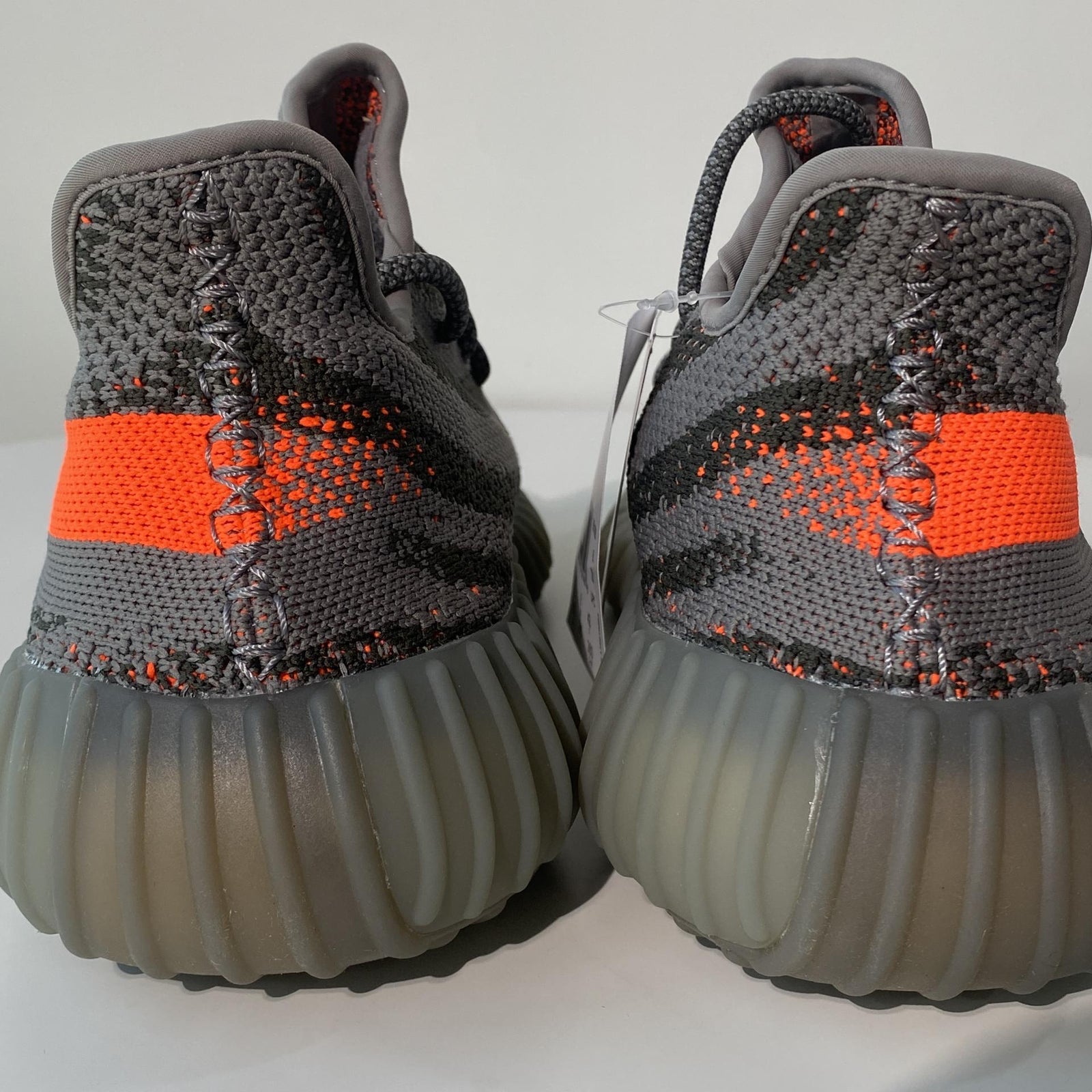 국내) YEEZY 350 V2 벨루가 솔라레드 리플렉티브 / 265사이즈