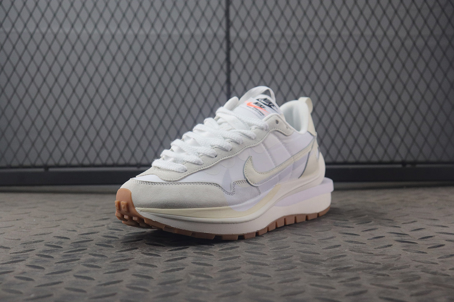 나이키 X 사카이 베이퍼와플 화이트