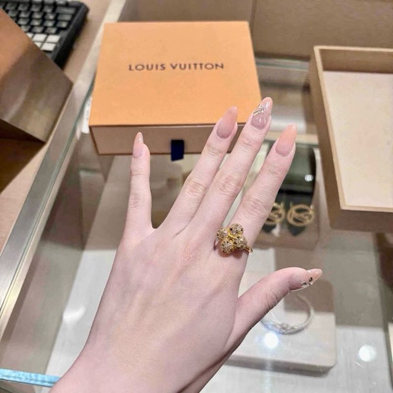 루이비통 반지