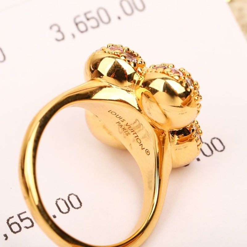 루이비통 반지