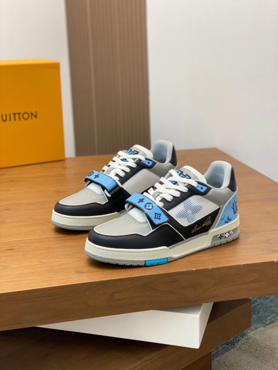 루이비통 LV 트레이너 벨크로 스니커즈
