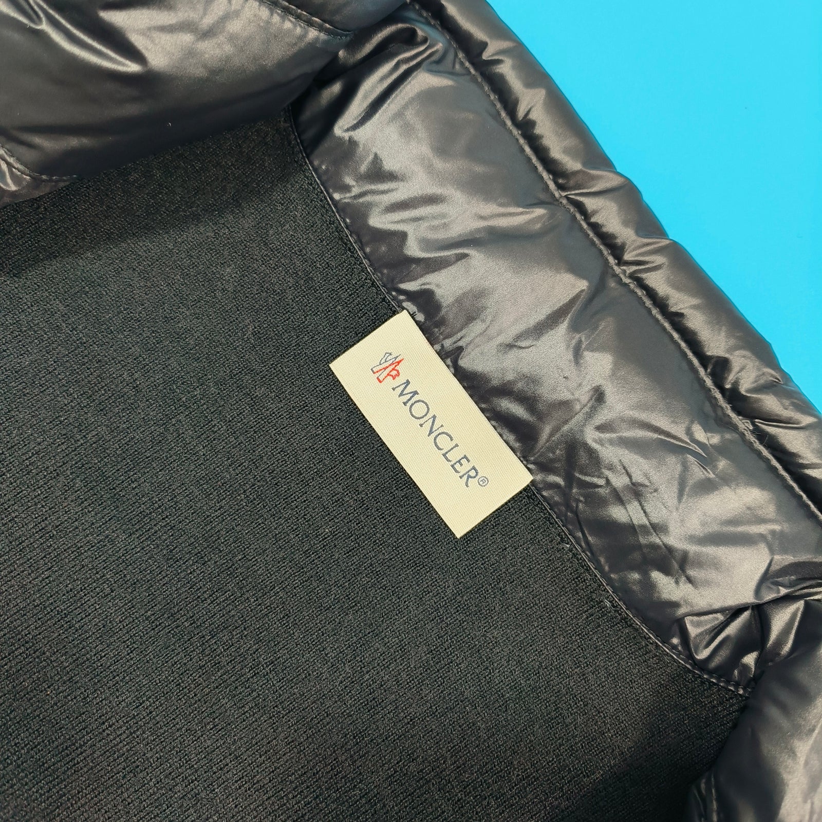 트리콧 로고 패딩 울 집업 가디건