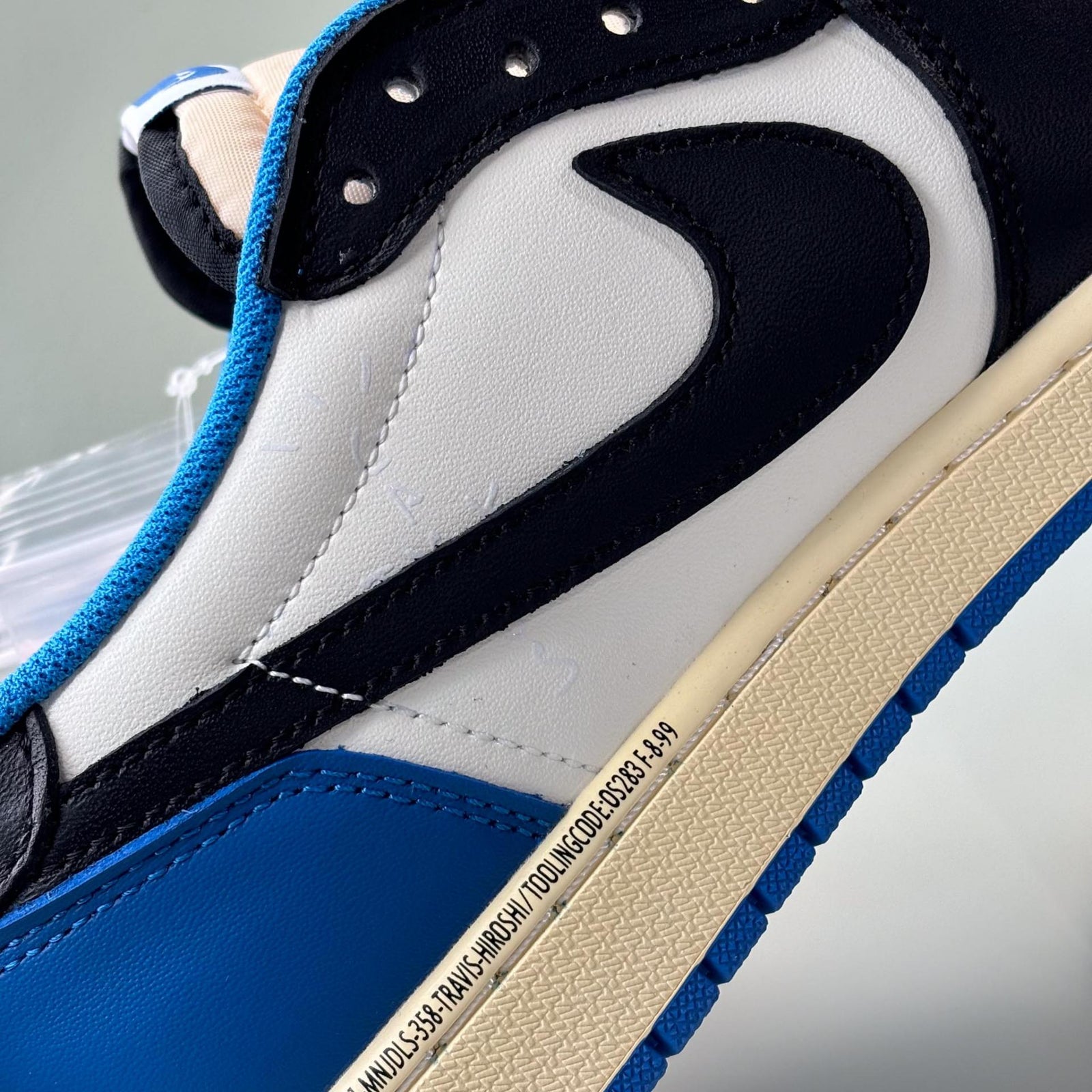 국내) 다른공장) 나이키 트래비스 스캇 265 (1번)