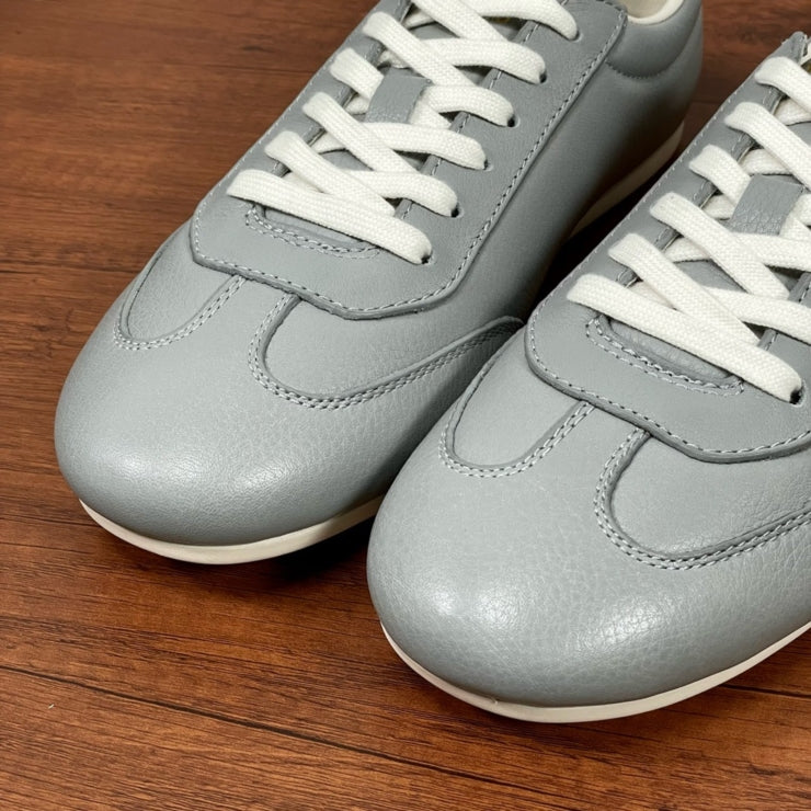 프라다 레더 스니커즈