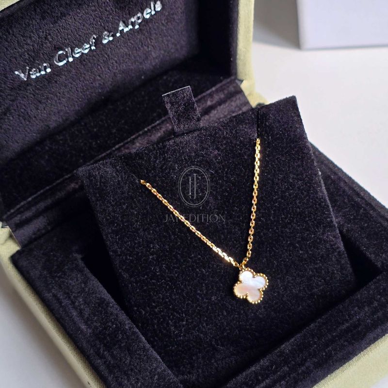 반클리프 스위트 알함브라 네크리스