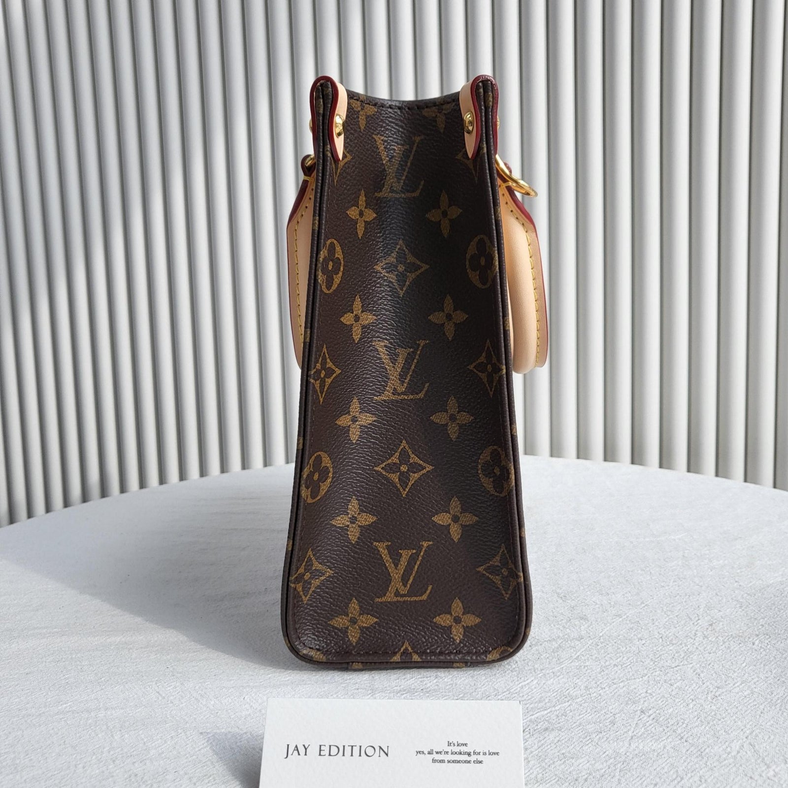 루이비통 삭플라 BB