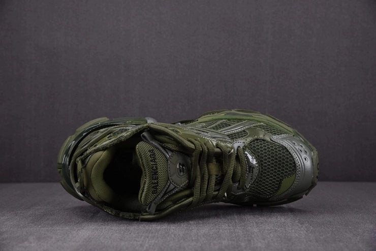 발렌시아가 러너 7 카키 스니커즈