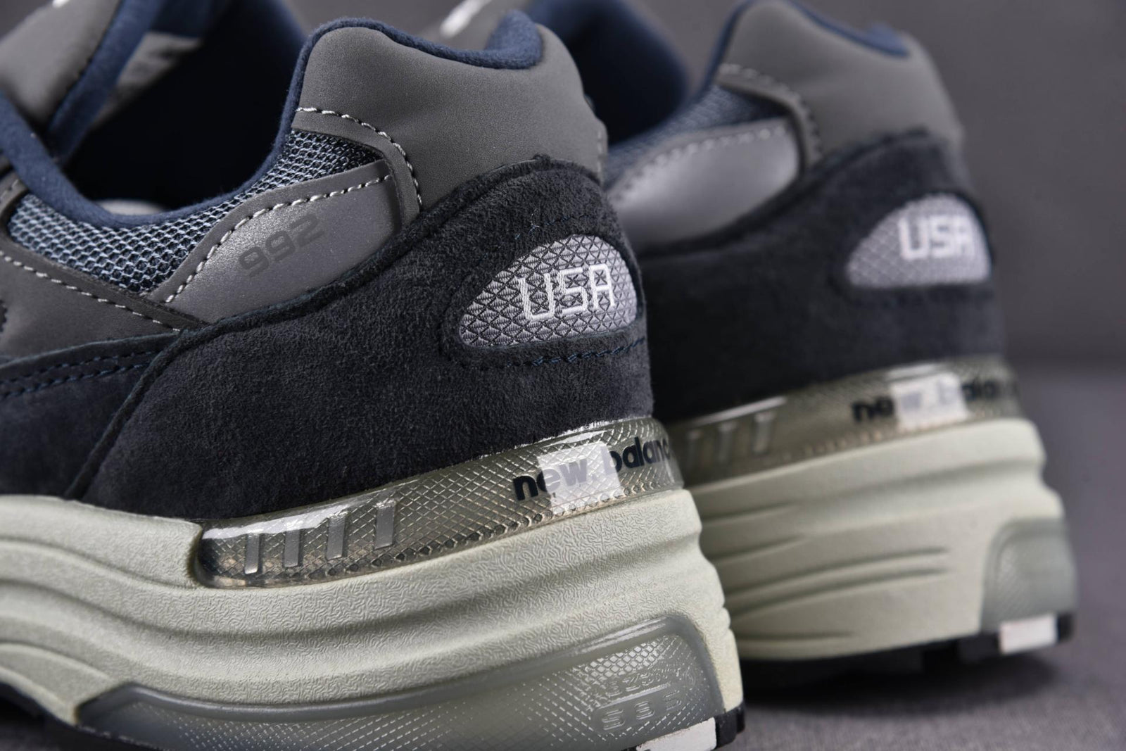 뉴발란스 992 메이드 인 USA 네이비