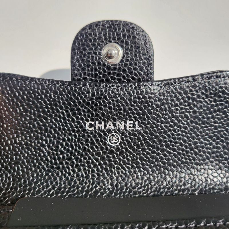 샤넬 클래식 플랩 카드지갑 캐비어