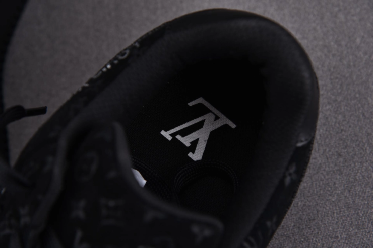 루이비통 x 나이키 에어포스1 버질아블로 스웨이드 블랙