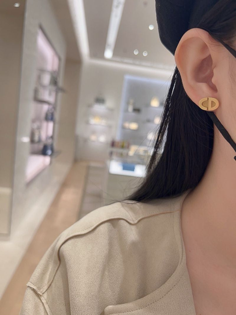 디올 귀걸이