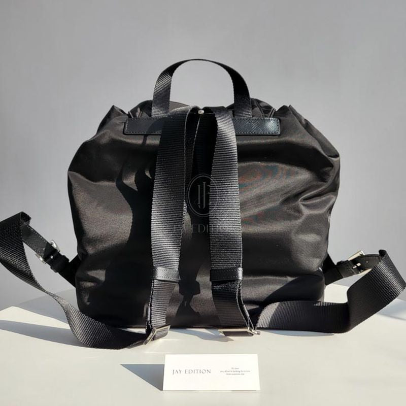 프라다 리나일론 백팩 스몰,미디움