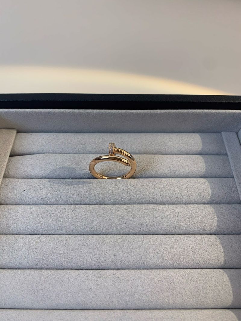 까르띠에 앵끌루 링 다이아