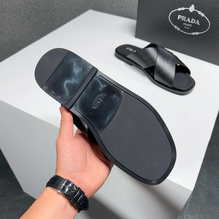 프라다 크로스 스트랩 슬리퍼