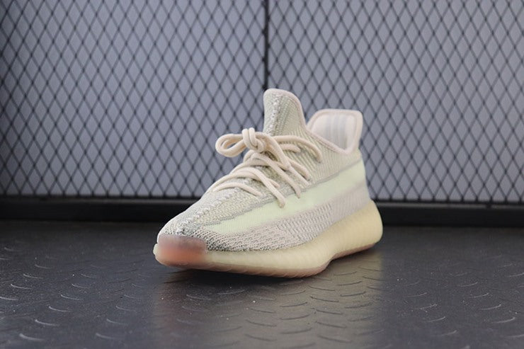 YEEZY 350 V2 시트린
