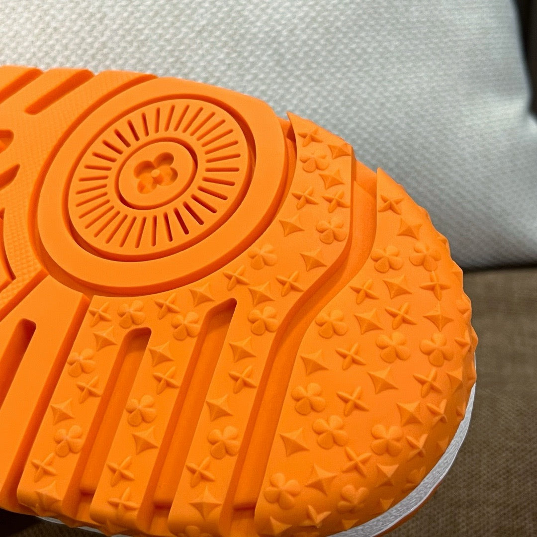 루이비통 LV 트레이너 맥시 스니커즈