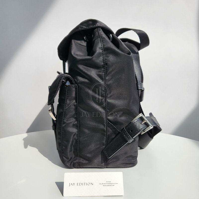 프라다 리나일론 백팩 스몰,미디움