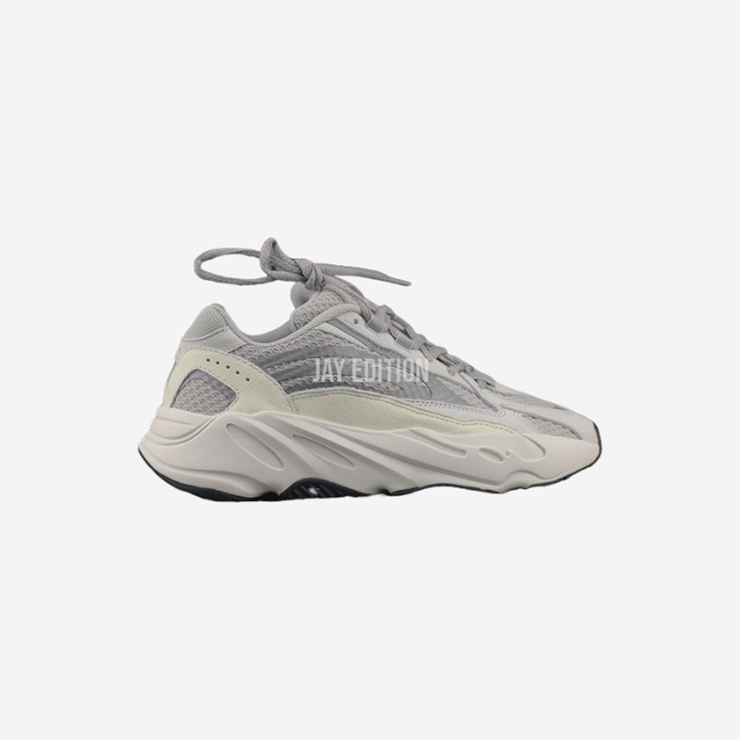 YEEZY 700 스태틱, 밝은 베이지/그레이 어퍼에 반사사가 숨겨진 ‘스태틱’ 시그니처 디자인