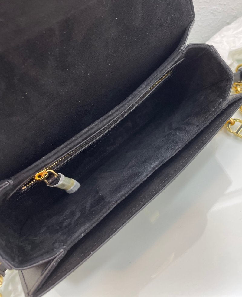 디올 30 몽테인 아베뉴