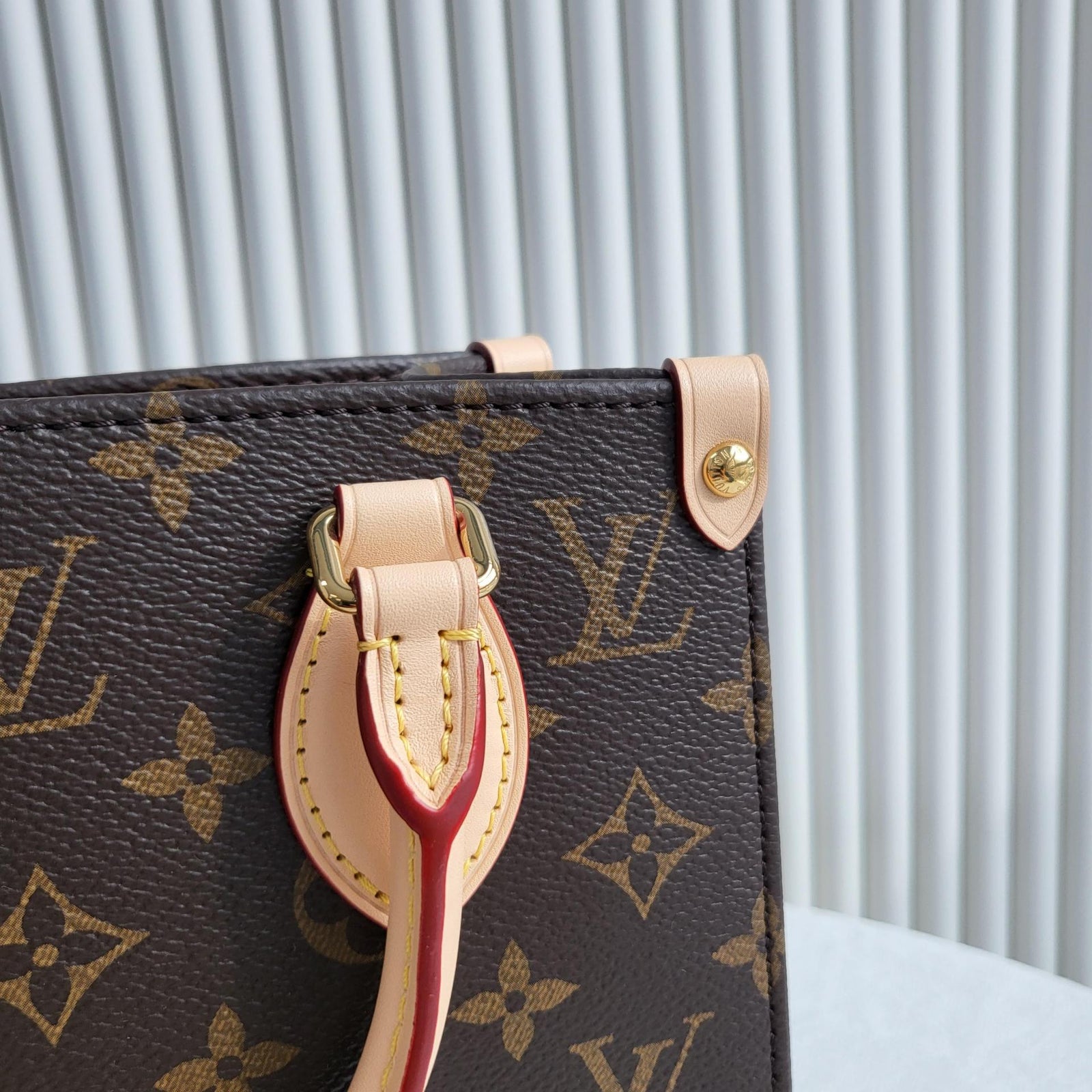 루이비통 삭플라 BB