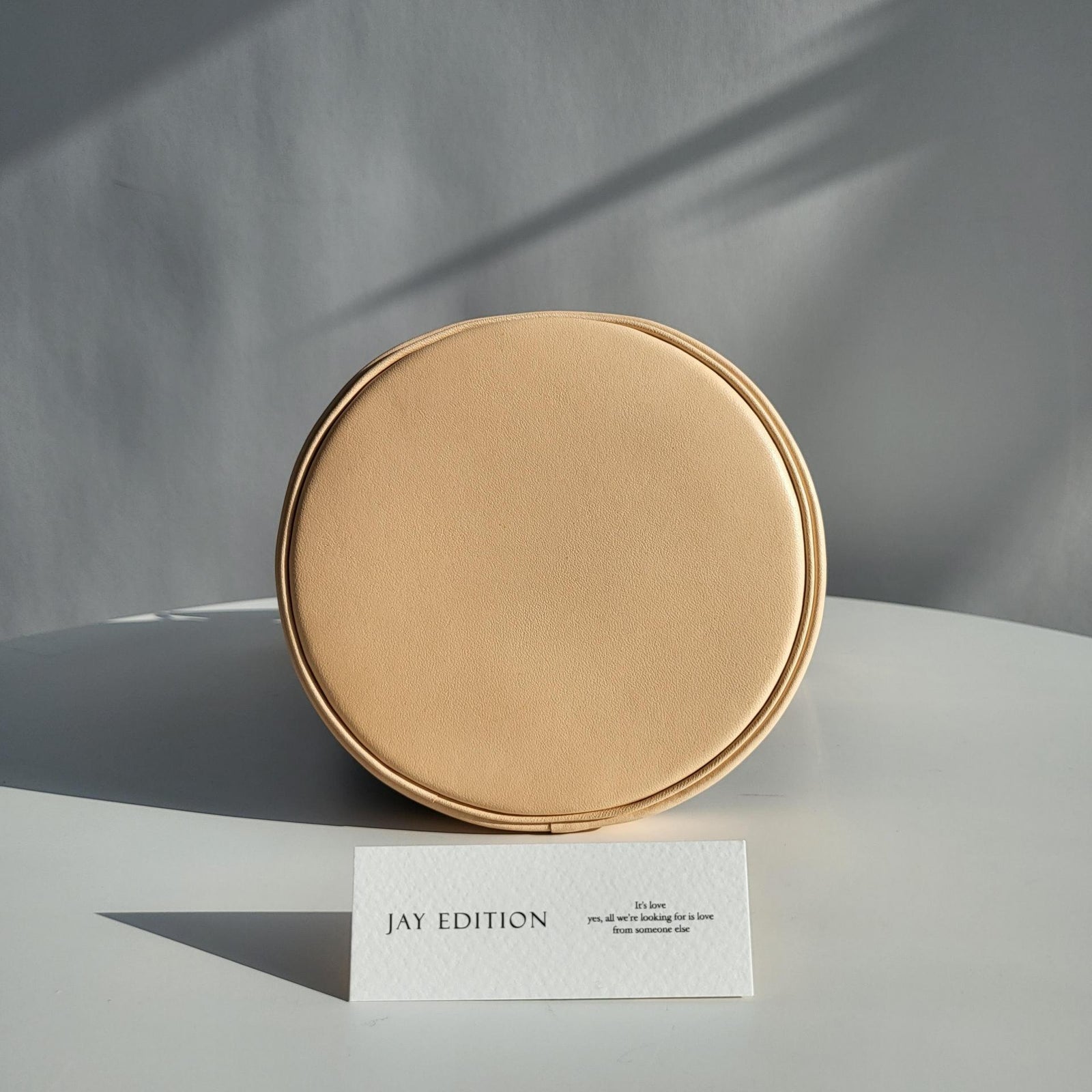 루이비통 더플백 PM