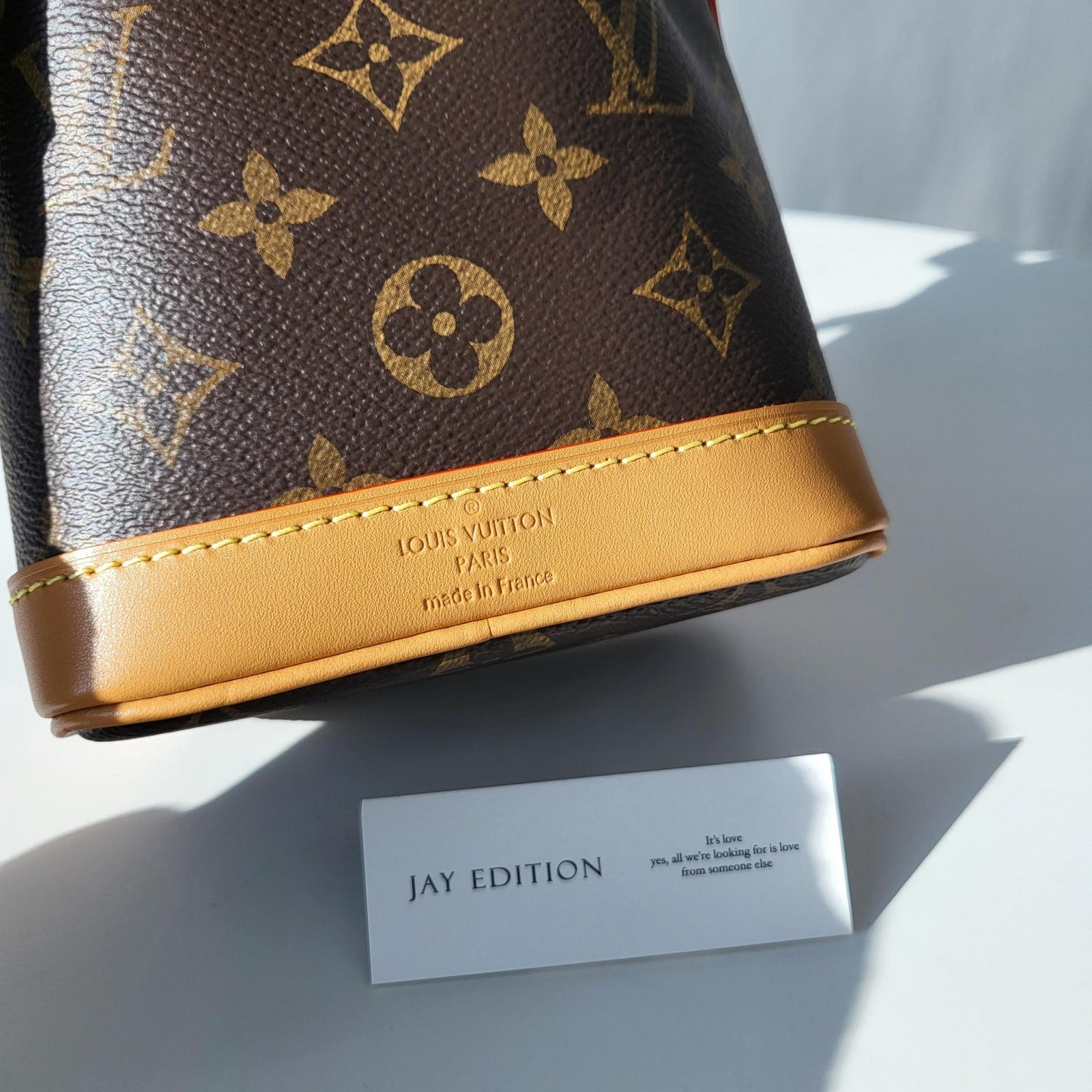 루이비통 뉴 나노 노에 버킷백