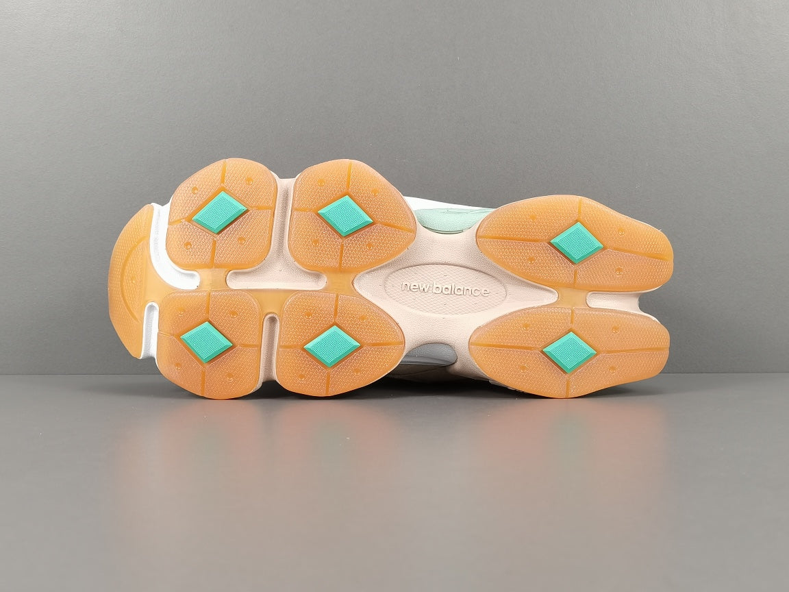 뉴발란스 x 조 프레쉬굿즈 9060 인사이드 보이스 패니 쿠키 핑크