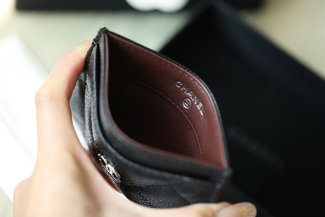 해외재고) 샤넬 클래식 카드 홀더 은장 캐비어 (수량:3개)