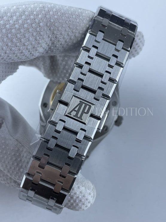 오데마피게 로얄오크 15500 스틸 블랙 다이얼