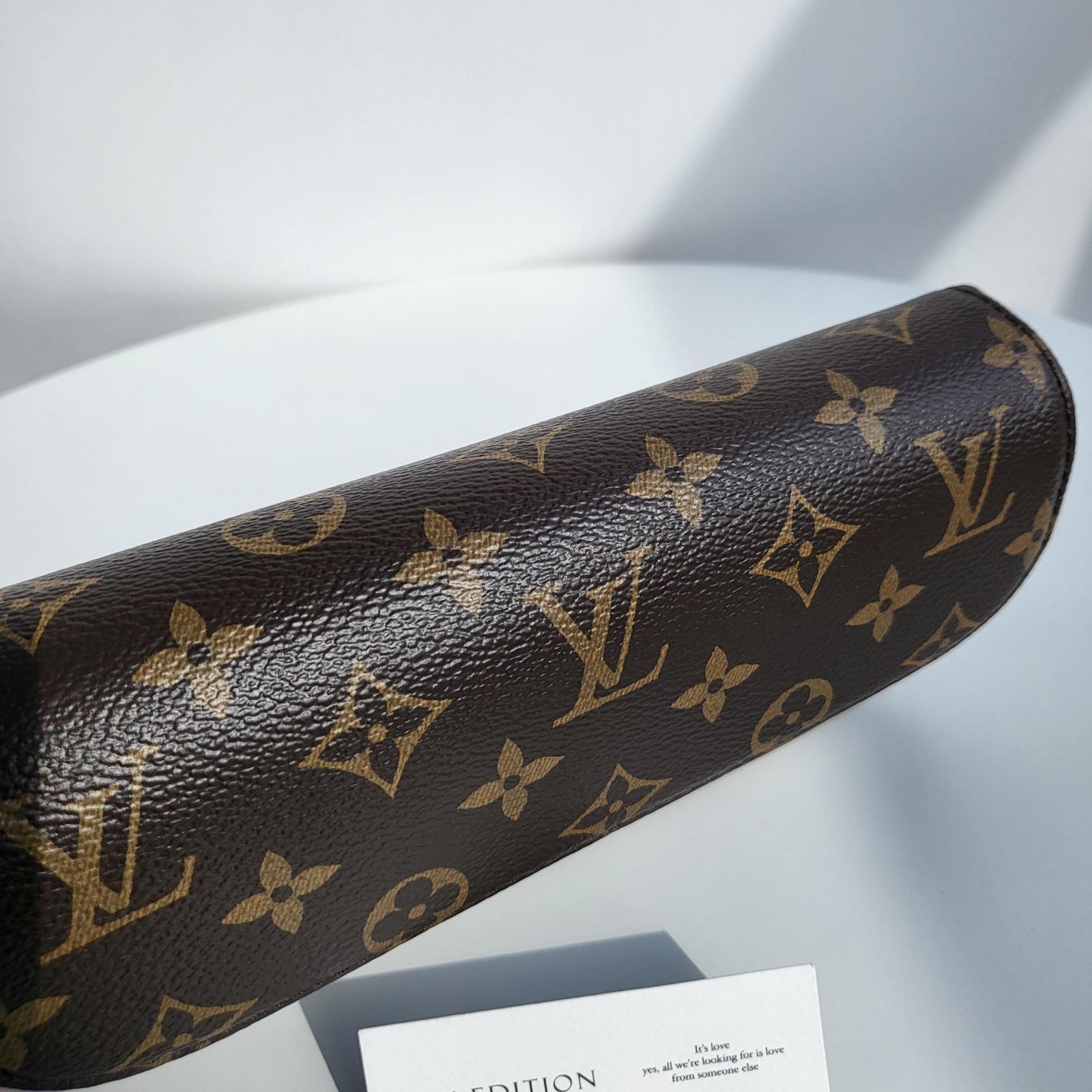 루이비통 아이비 WOC