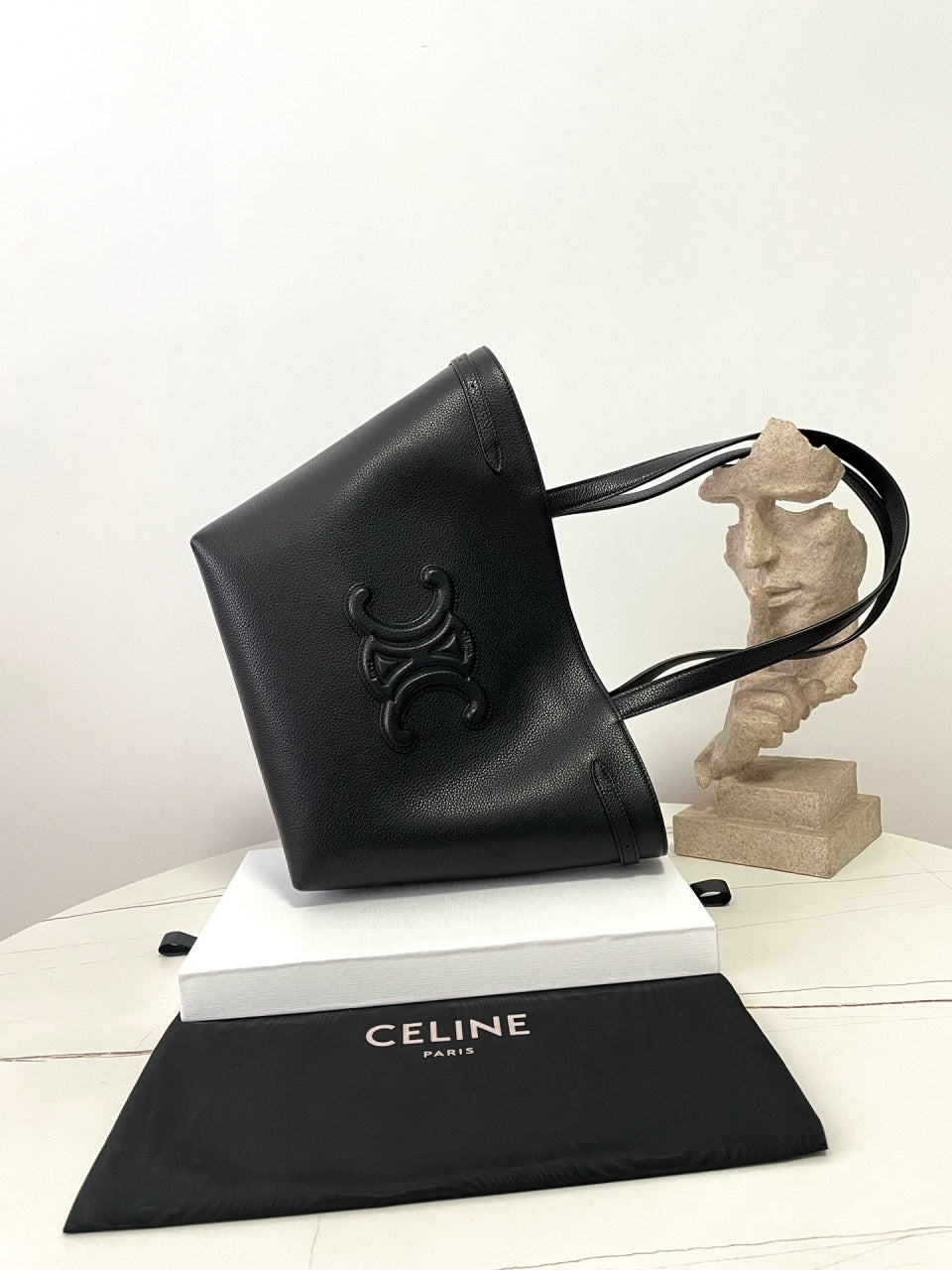 셀린느 퀴르 트리오페 아나이스 카바스백 스몰