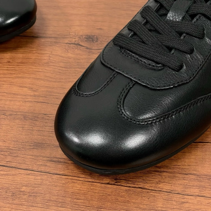 프라다 레더 스니커즈