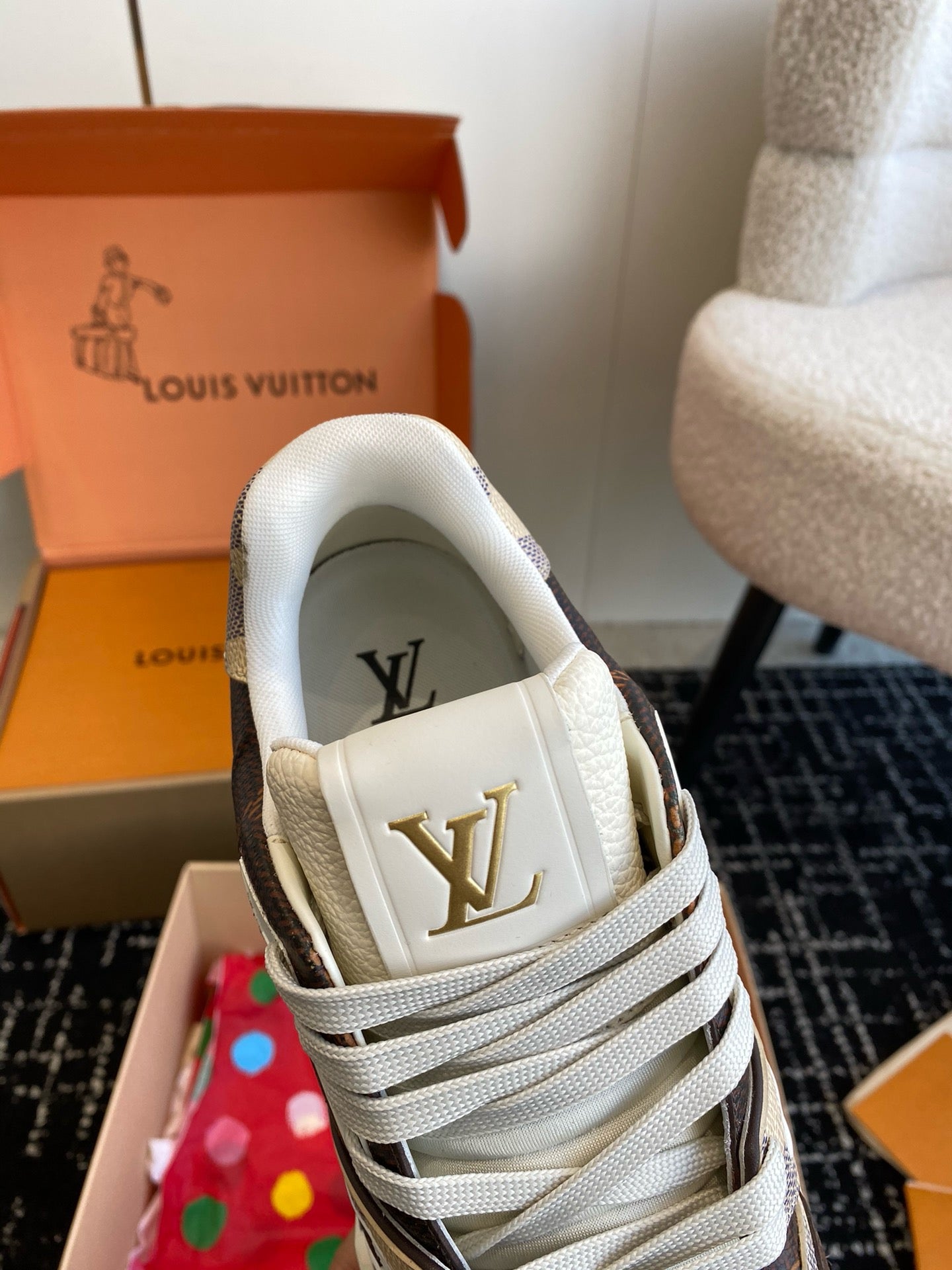 루이비통 LV 트레이너 스니커즈