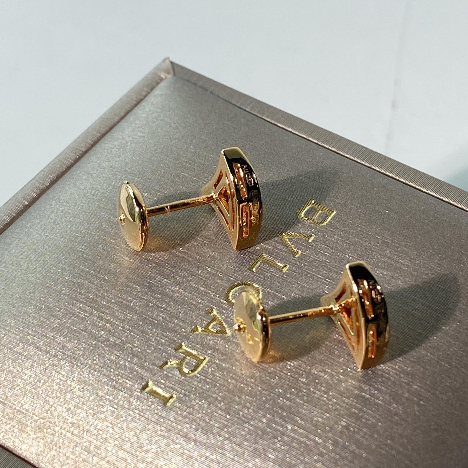 불가리 디바스 드림 미니 풀파베 이어링