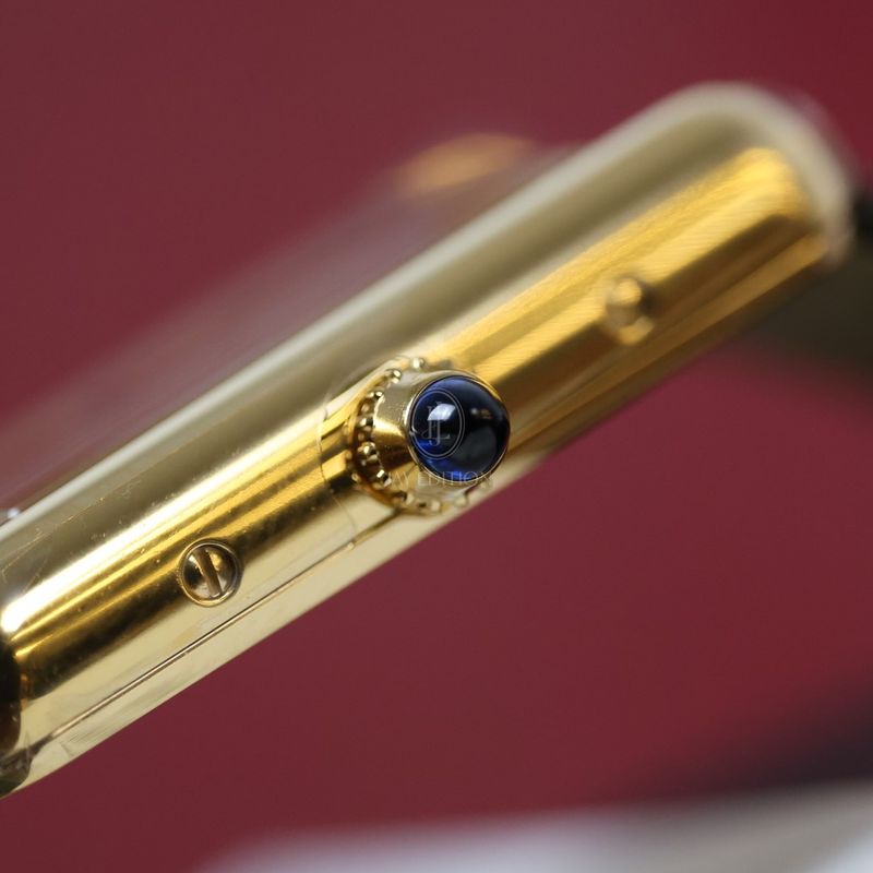 까르띠에 탱크 루이 옐로우골드 블랙스트랩