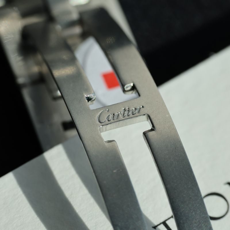 까르띠에 발롱블루 28mm 쿼츠