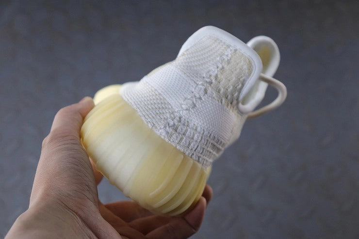 YEEZY 350 V2 네추럴