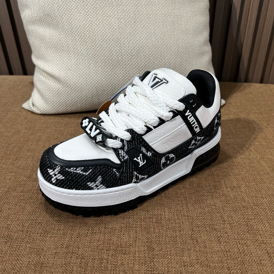 루이비통 LV 트레이너 맥시 스니커즈 모노그램