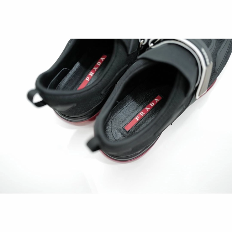 프라다 클라우드버스트 스니커즈