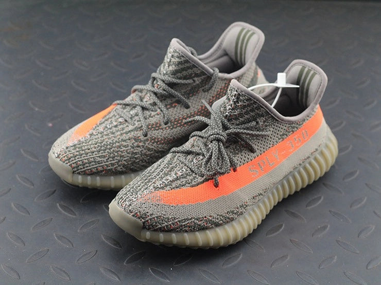 YEEZY 350 V2 벨루가 솔라레드 리플렉티브