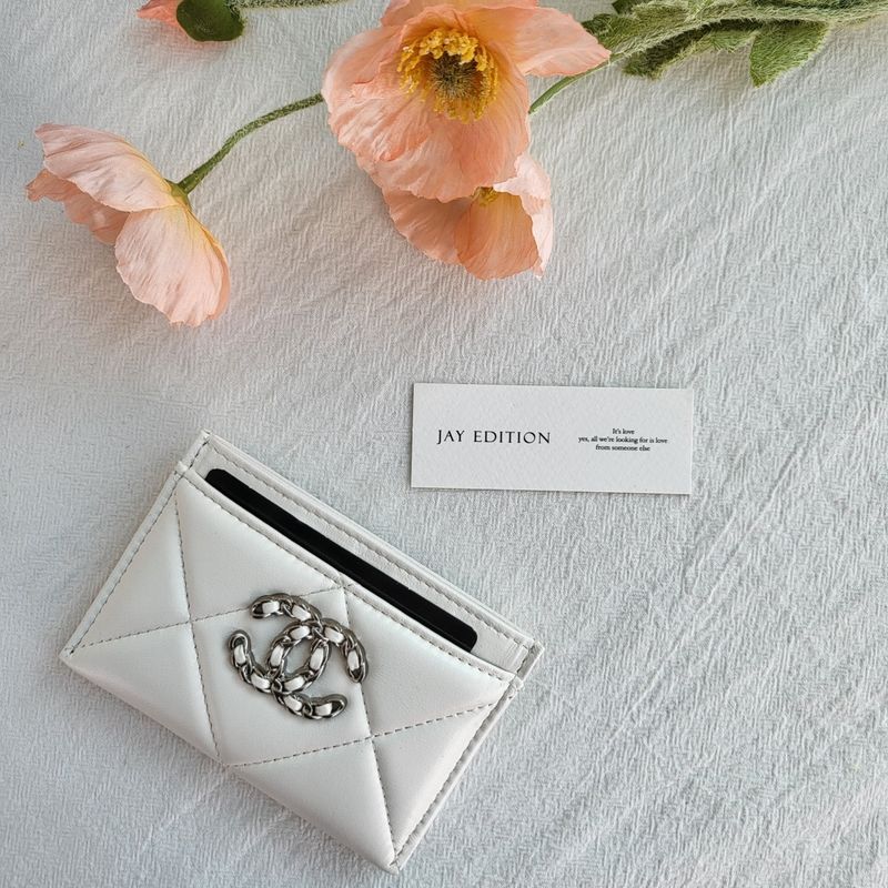 샤넬 19 카드 홀더